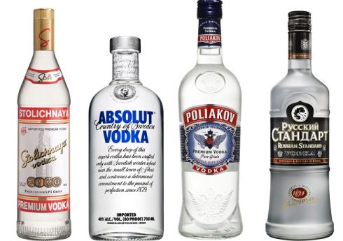 Cách tẩy vết bẩn trên quần áo trắng bằng rượu vodka